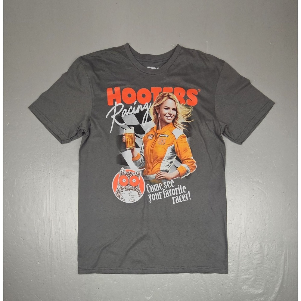 Hooters Racing T-Shirt Mens Medium Y2K Gray Come See Your‎ Favorite Racer!